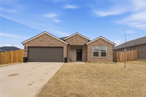 Photo of 505 Cattleman Lane, Siloam Springs, AR 72761 (MLS # 1331430)