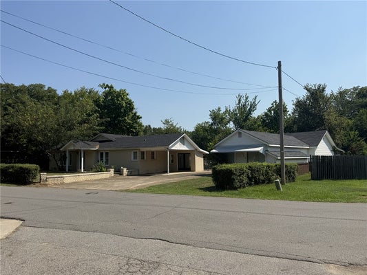 505 S CARTER ST, CLARKSVILLE, AR 72830 - Image 01bc1aee0973c0cdb461e2145b452dae/4089374554