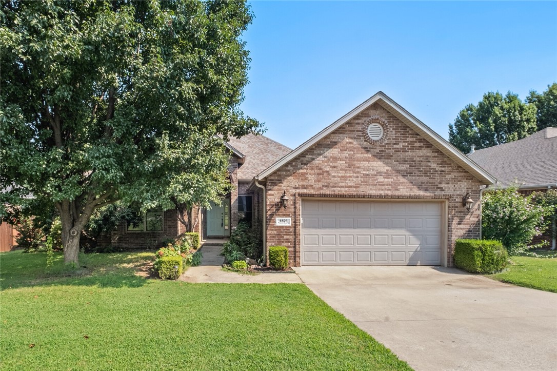 Look no further! This Fayetteville home checks all the boxes! Over $100K in improvements from floor to ceiling. This beautiful home is nestled in one of the most desirable neighborhoods in NWA with incredible community amenities. Enjoy the spacious and peaceful outside deck as you spend time taking in the beautiful sunsets.
Inside, you'll find fresh paint, new windows, brand-new flooring, and stylish upgrades throughout. The home offers two inviting living areas, a formal dining room, and a sunny breakfast nook, perfect for gathering with family and entertaining friends. The open and functional layout is enhanced by vaulted ceilings, crown molding, granite countertops, and a charming two-sided fireplace.
Just minutes from the University of Arkansas, shopping, dining, and trails. This move-in ready home blends comfort, style, and convenience.