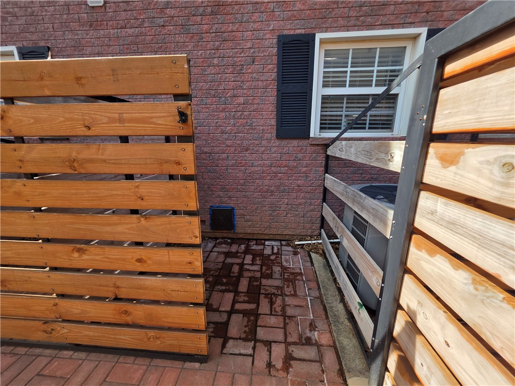 33-20-30 Bentonville - Residential Lease