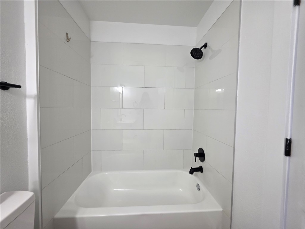 33-20-30 Bentonville - Residential Lease