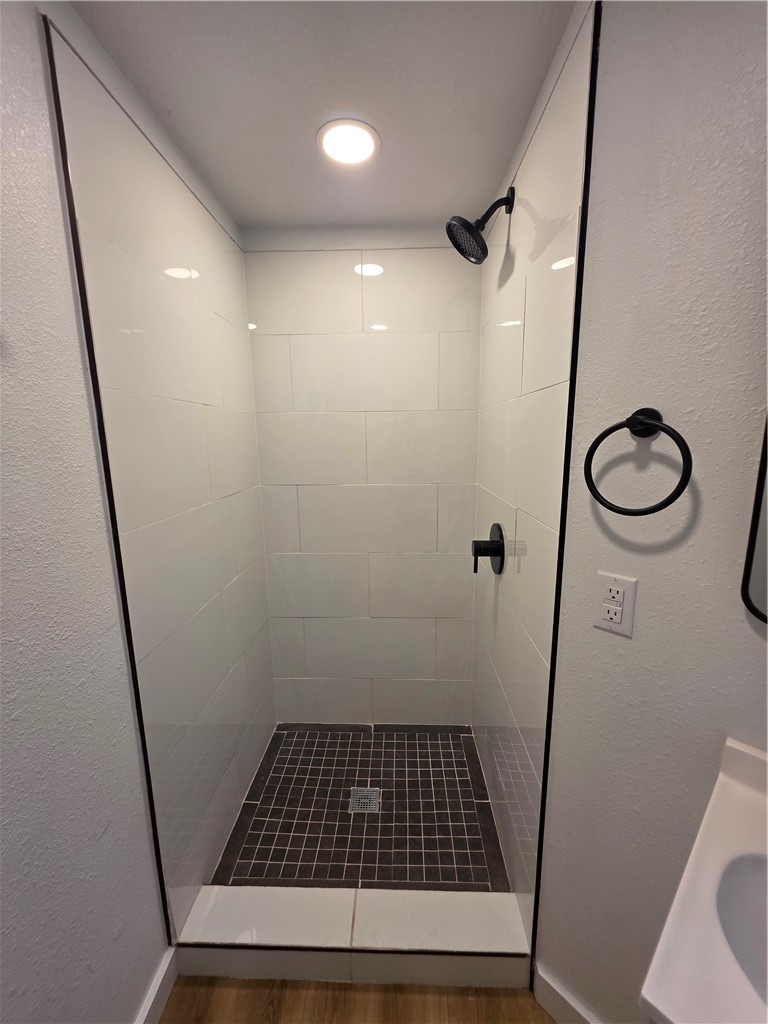 33-20-30 Bentonville - Residential Lease