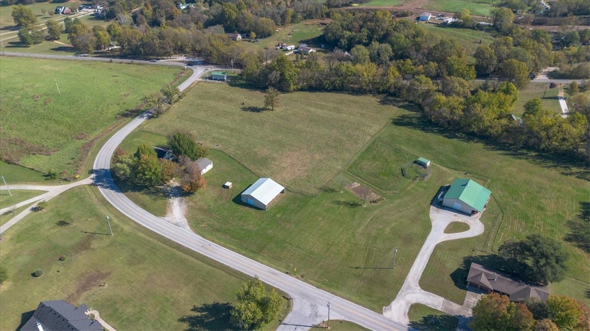 Tontitown Outlots - Land