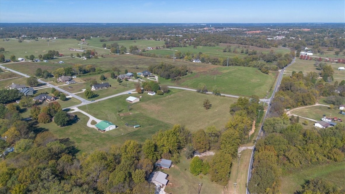 Tontitown Outlots - Land