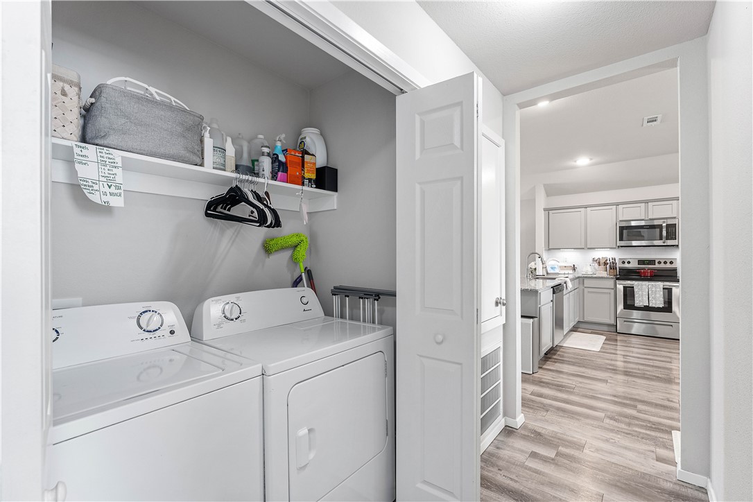 Creekside Meadows - Residential