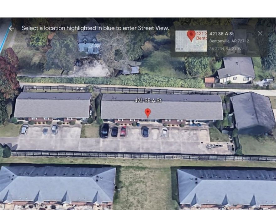 commercial leasing opportunity. 4270 SF with 3 buildings