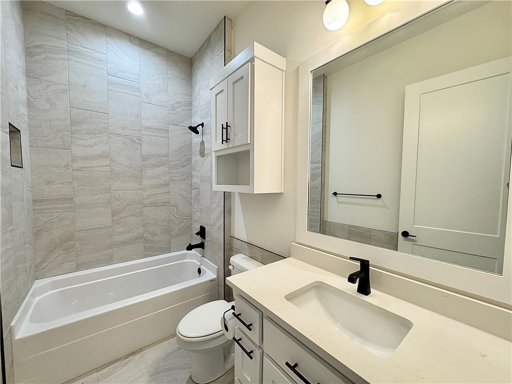 Aurora Heartbeat - Residential