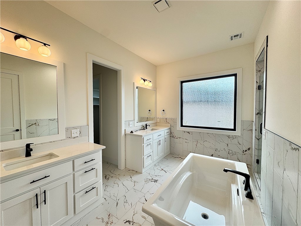 Aurora Heartbeat - Residential