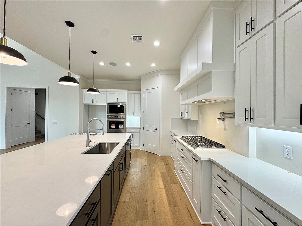 Aurora Heartbeat - Residential