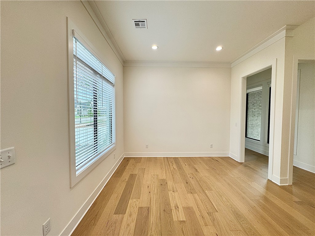 Aurora Heartbeat - Residential