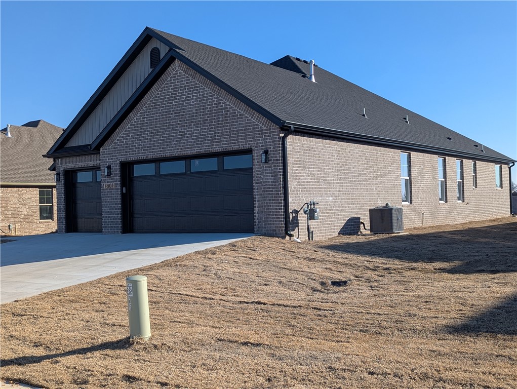 Great new home in Spring Creek Farms community centrally located to all Northwest Arkansas has to offer with easy access to Cave Springs, Lowell, Springdale, and the 612 bypass! The "Keane" plan is a standout design that delivers spacious living with a split layout, 4 beds, 2 full baths, office nook & 3-car garage. Welcoming living room with stunning vaulted ceilings and centered fireplace flows into the open kitchen set apart by an elegant quartz waterfall island. Anchored by ceiling height shaker style cabinets with glass uppers, the upgraded kitchen also features a custom fully vented hood, under-cabinet lighting, a gas cooktop, built-in oven and microwave, tile backsplash, and walk-in pantry. The luxurious primary suite offers a tray ceiling, dual vanities, soaking tub, tile shower, private water closet, and dual walk-in closets. Enjoy the outdoors from your large covered patio, complete with TV and gas grill hookups.