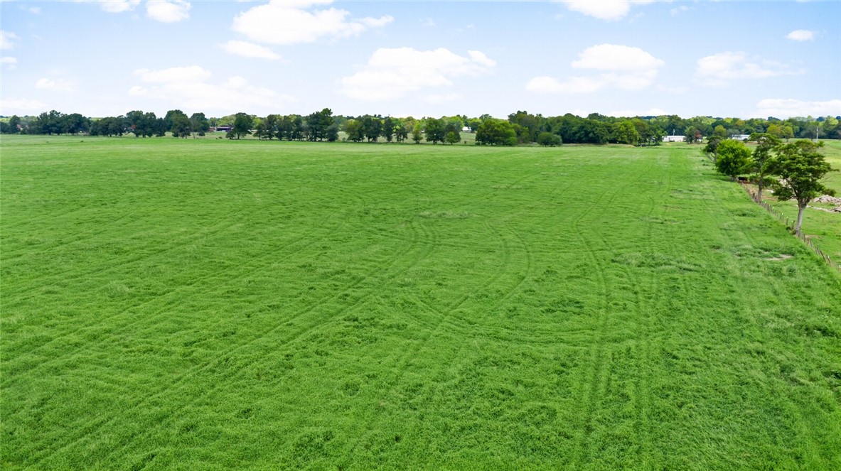 Pea Ridge - Land