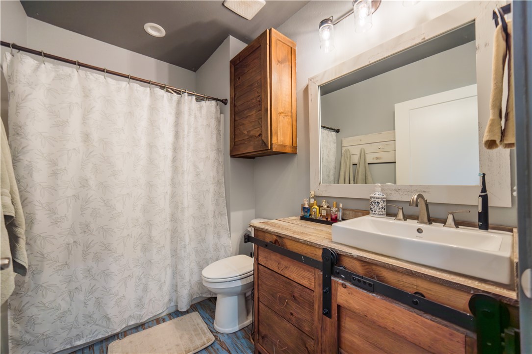 25-20-32-RURAL - Residential