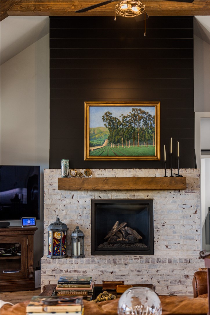 25-20-32-RURAL - Residential