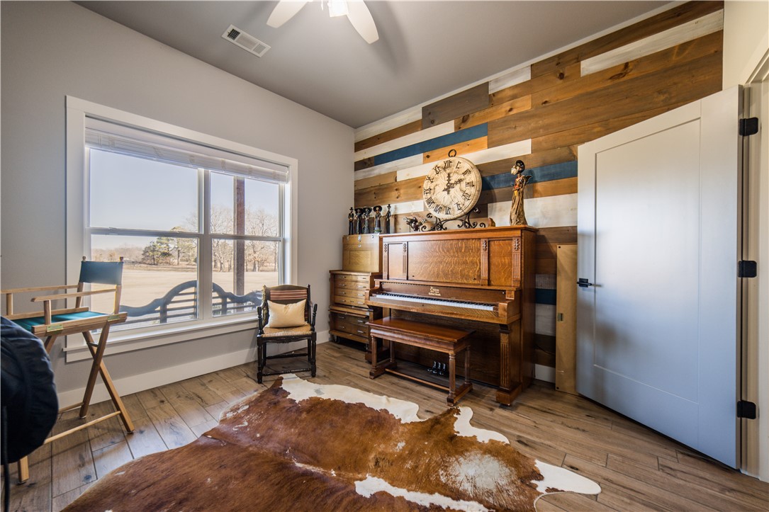 25-20-32-RURAL - Residential