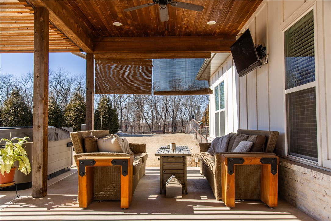 25-20-32-RURAL - Residential