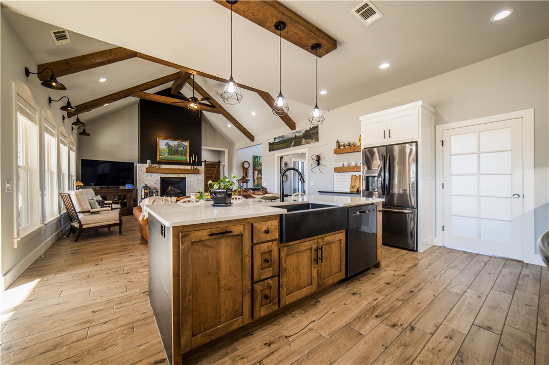 25-20-32-RURAL - Residential