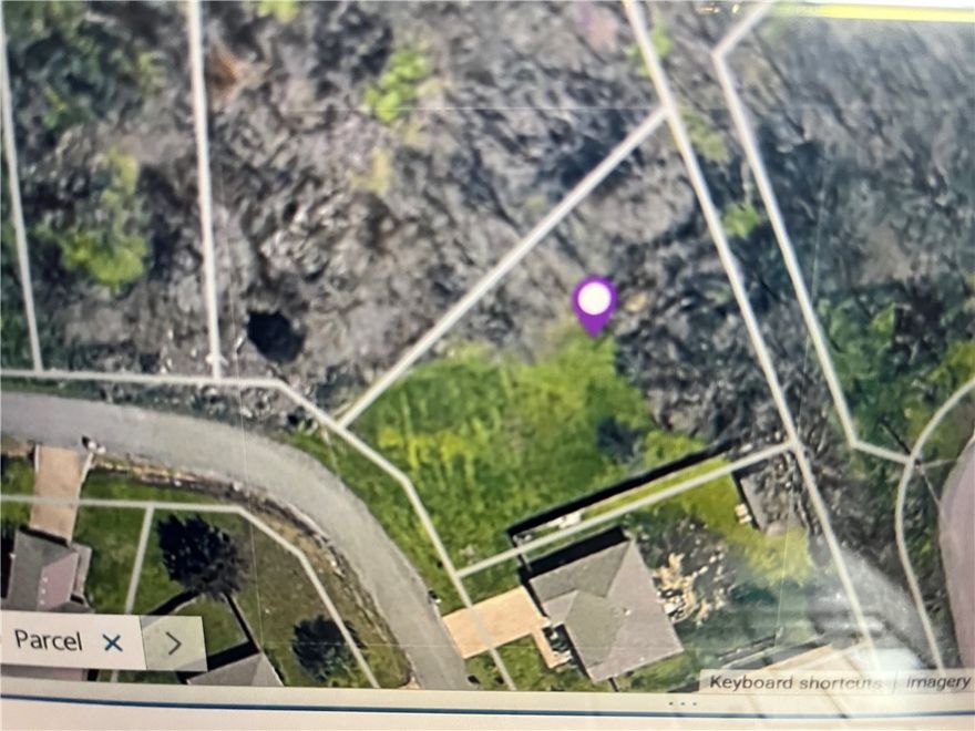 Nice building lot in booming Bella Vista.  Build your dream home here!!