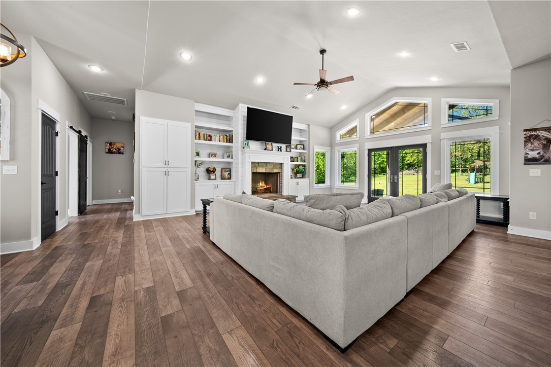 36-21-34 RURAL - Residential