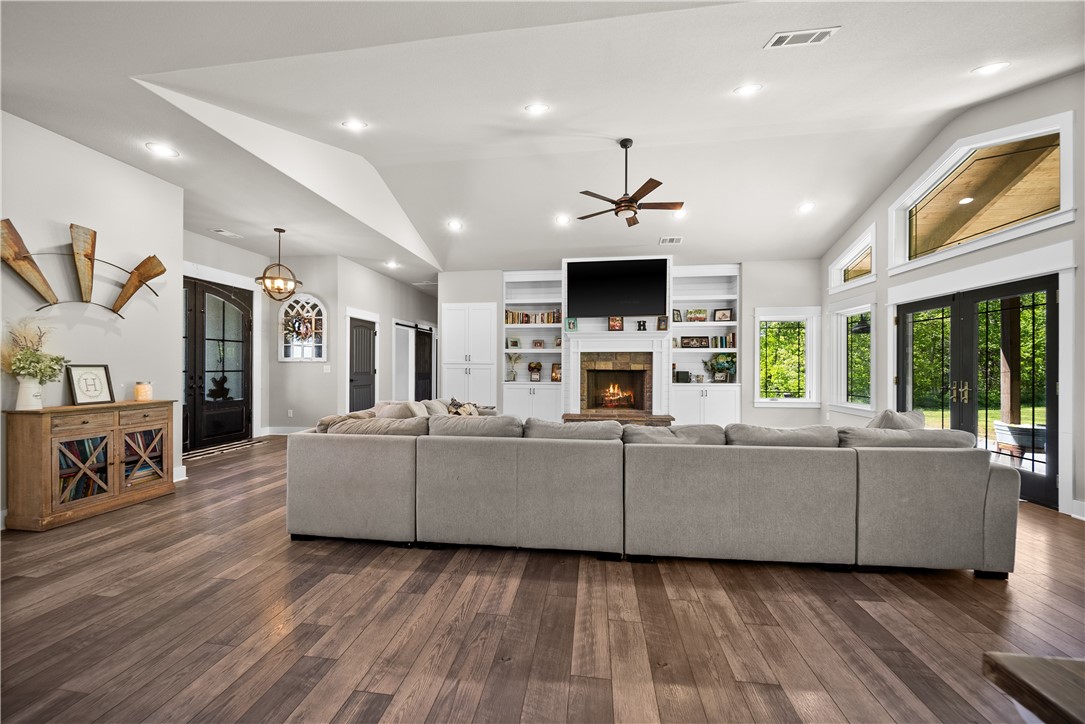 36-21-34 RURAL - Residential