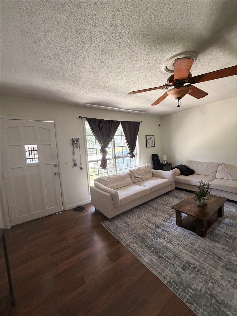 904 Olive Drive