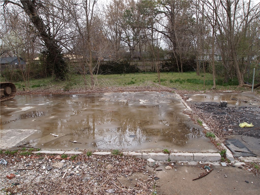 Bishop Manor Rogers - Land
