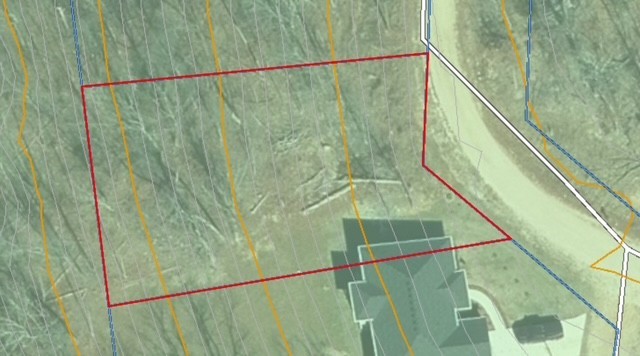 Fantastic building lot in Bella Vista. This .26-acre lot surrounded by established homes in Bentonville school district is the place to build your next home. Nature bounds with all of Bella Vista’s community amenities, such as golf courses, lakes, parks, and trails.
