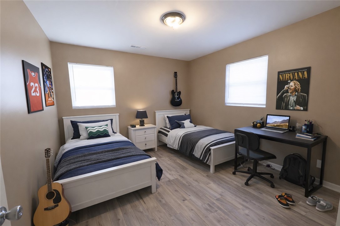 Western Terrace 1st Add Rogers - Residential