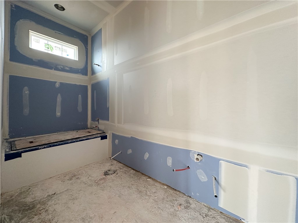 County Line Square - Residential