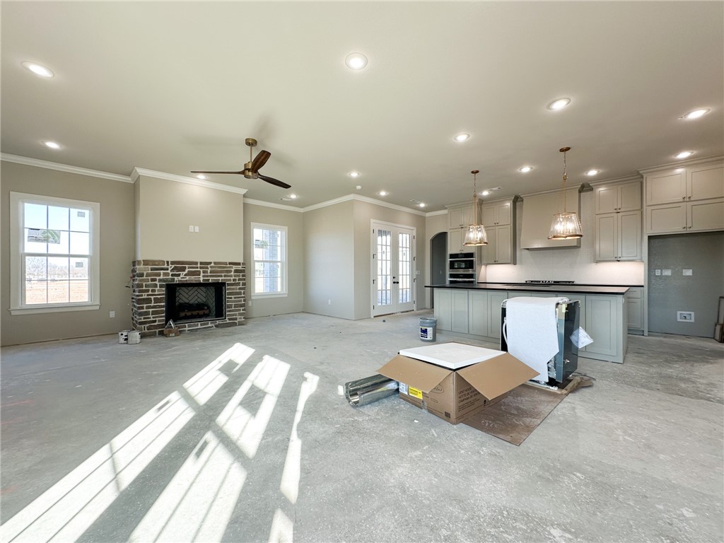 County Line Square - Residential