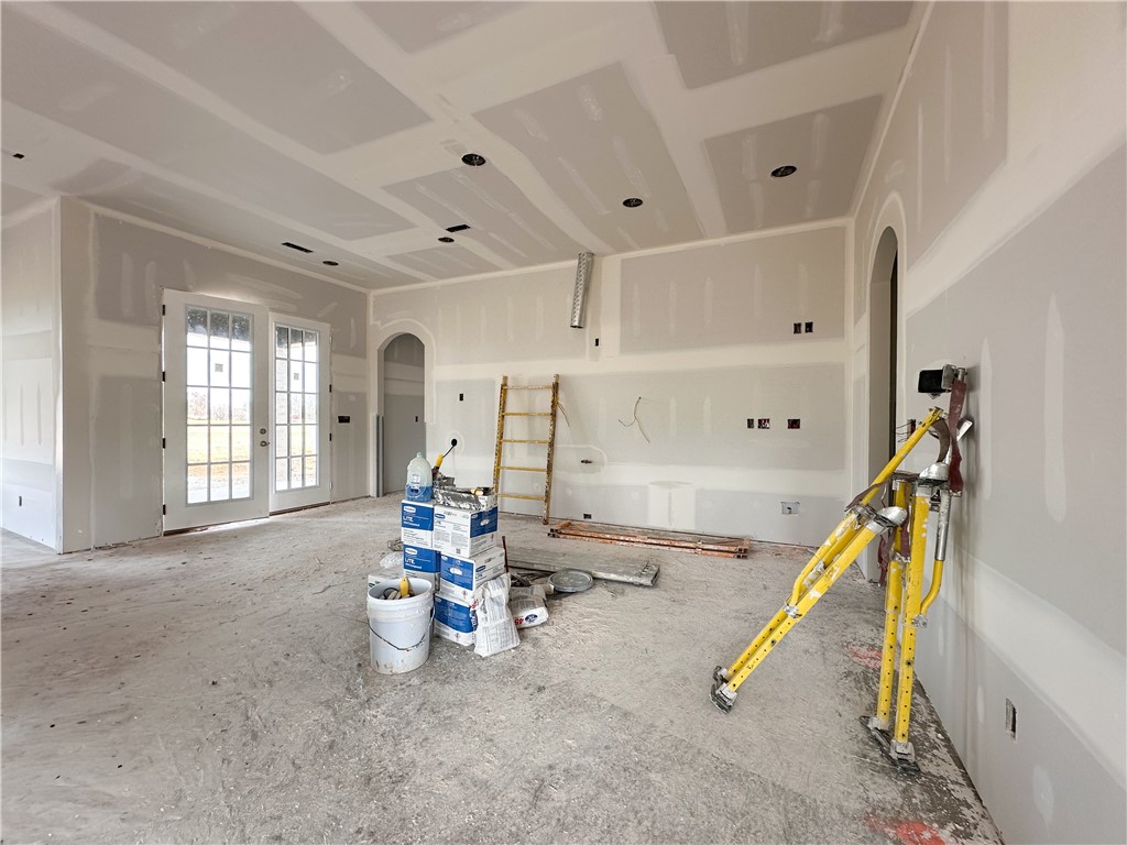 County Line Square - Residential