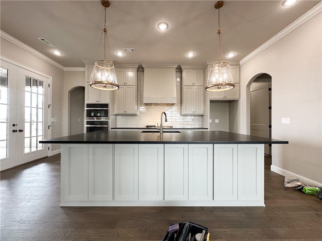 County Line Square - Residential