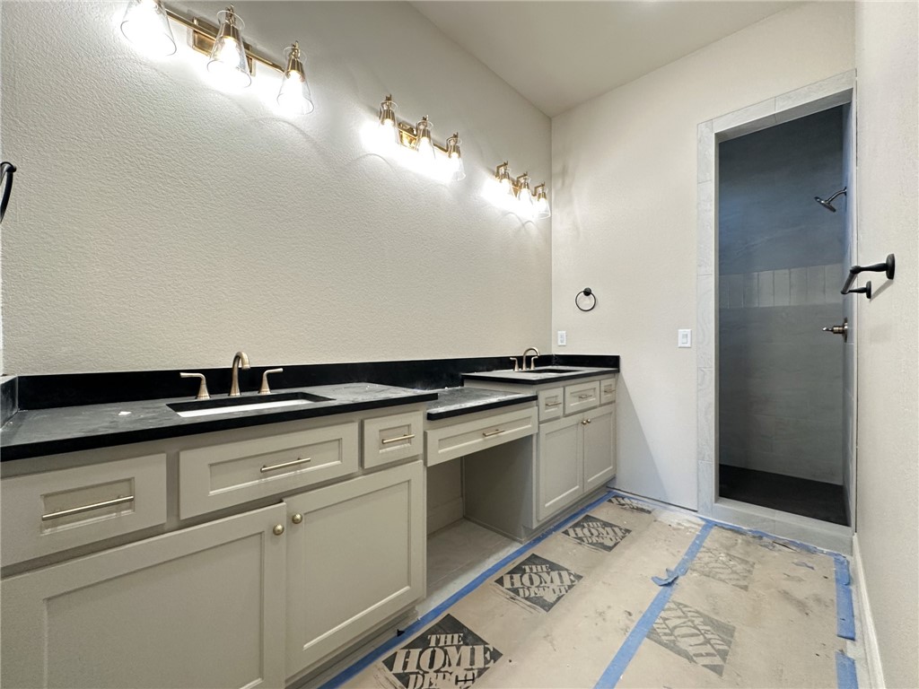 County Line Square - Residential