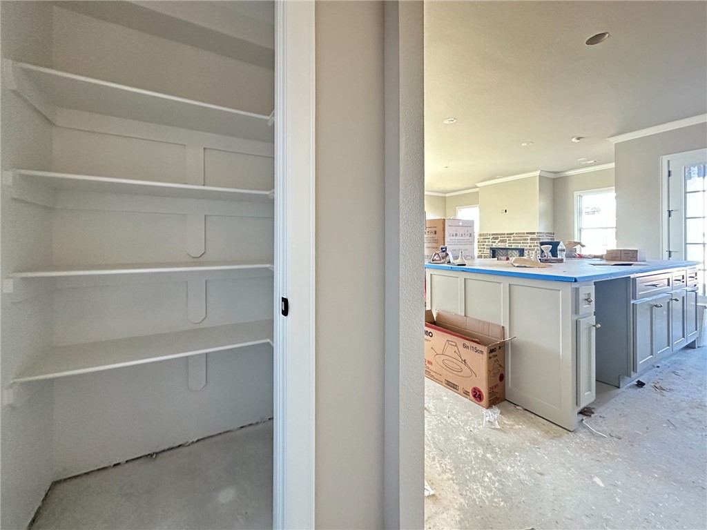 County Line Square - Residential