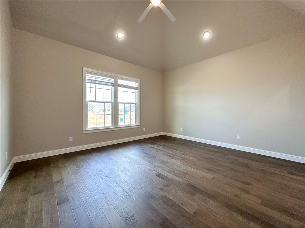 County Line Square - Residential