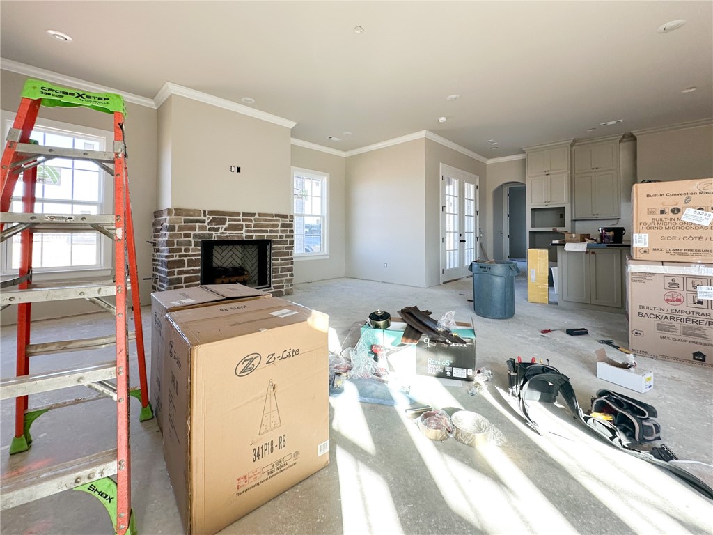 County Line Square - Residential