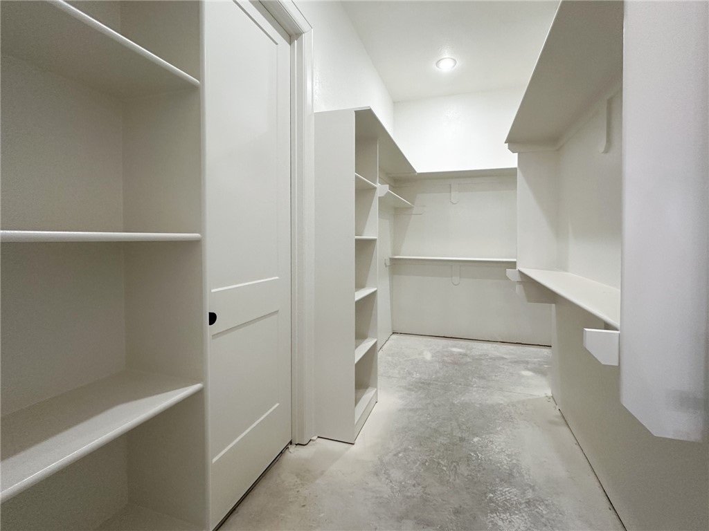 County Line Square - Residential