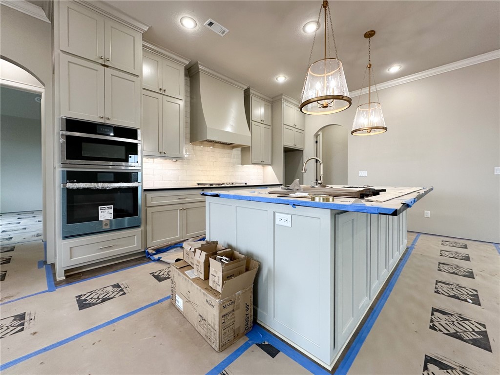 County Line Square - Residential