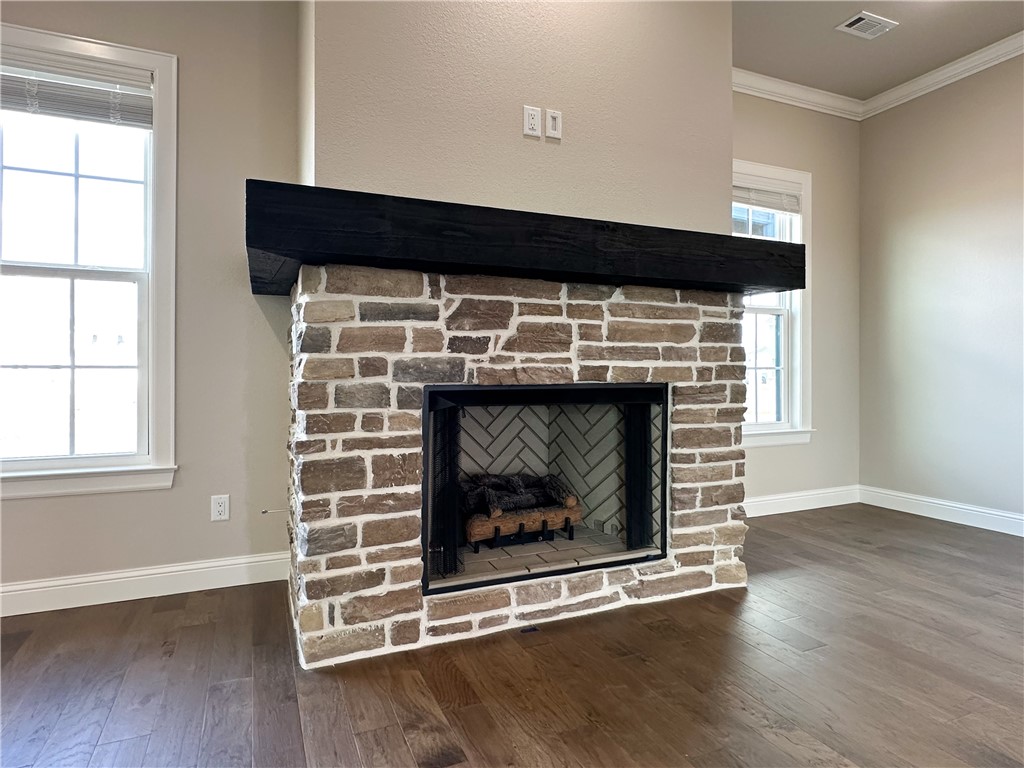 County Line Square - Residential