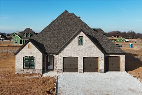 Photo of 6534 Courtland Avenue, Springdale, AR 72762 (MLS # 1328977)