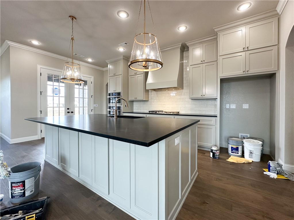 County Line Square - Residential