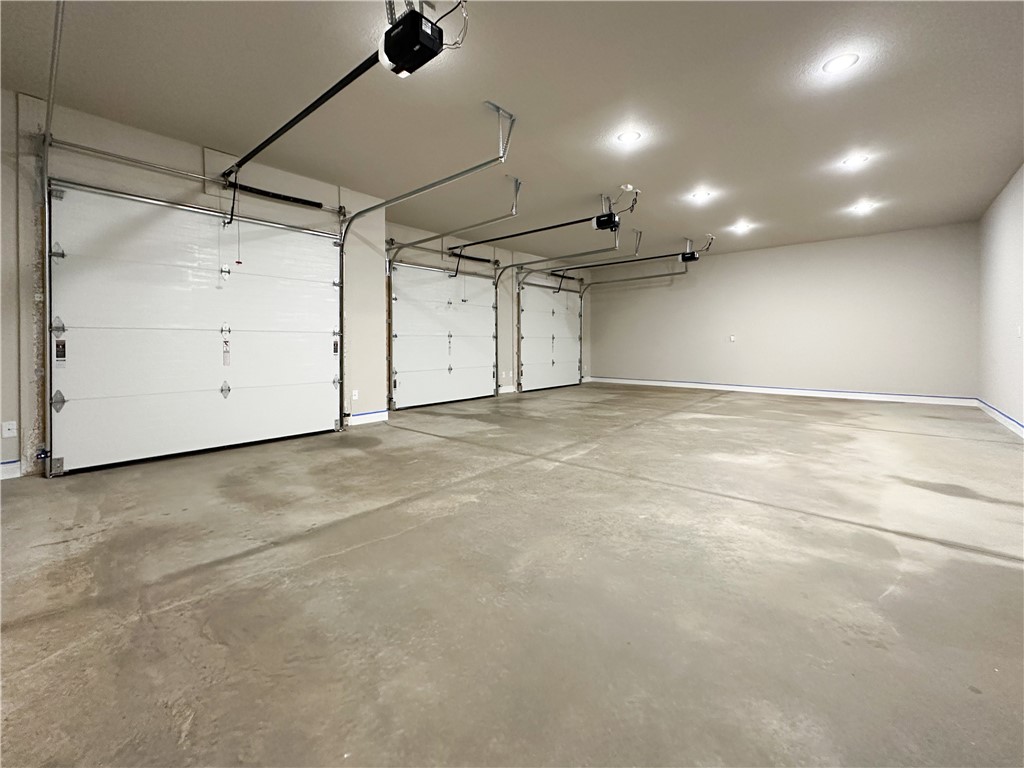 County Line Square - Residential