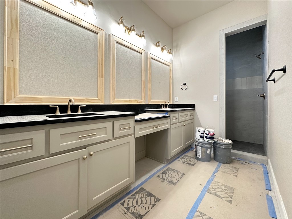 County Line Square - Residential