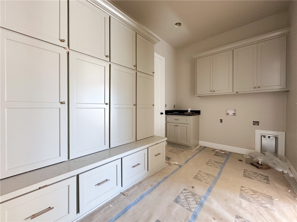 County Line Square - Residential