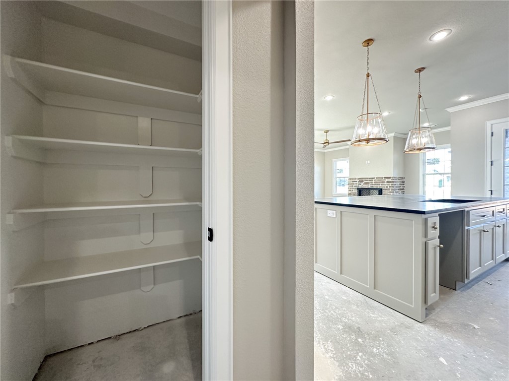 County Line Square - Residential