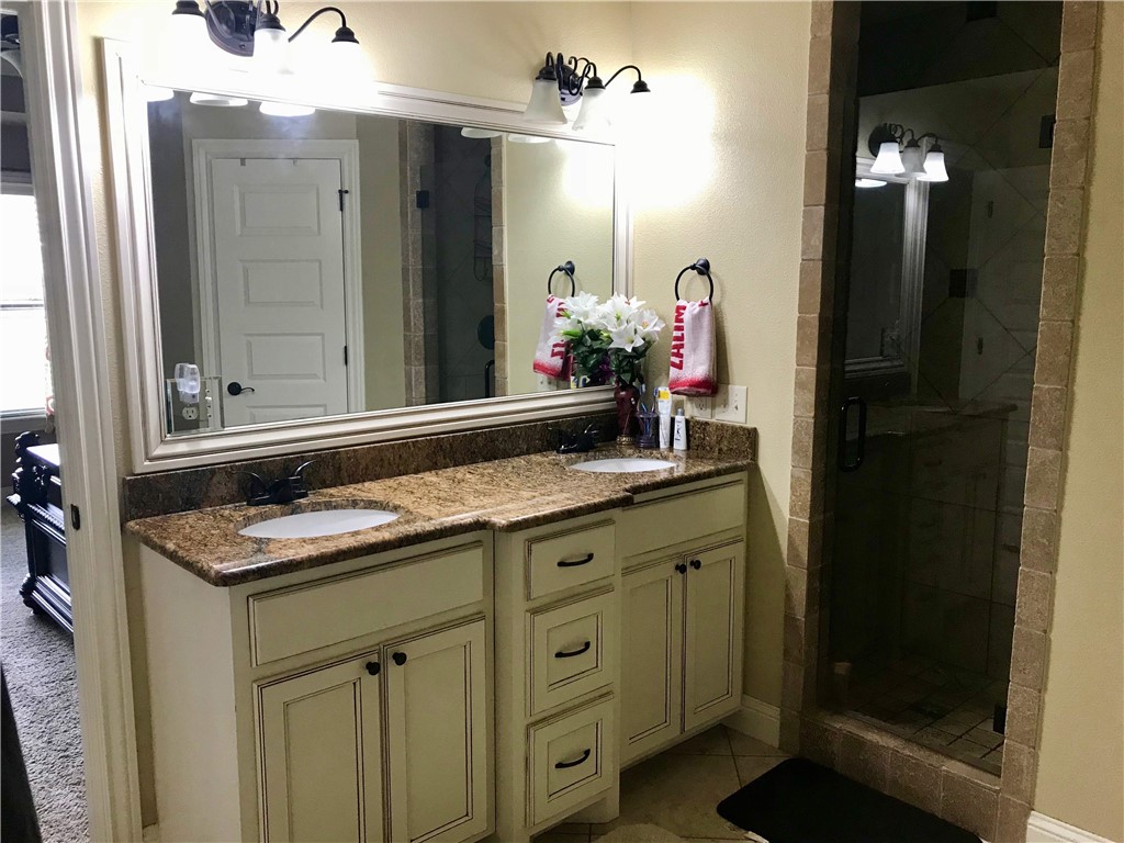 Kerelaw Castle Bentonville - Residential Lease