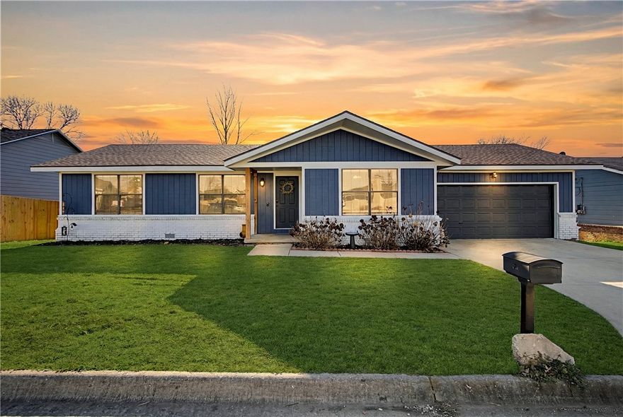 A charming 3 bedroom, 2 bathroom home ideally located in an established Rogers neighborhood near the Rogers Aquatic Center and the Pinnacle Hills Promenade. The split bedroom floor plan offers comfortable living with a spacious eat-in kitchen, bonus room, and laundry room. Recently, new carpet was added in all of the bedrooms and bonus room. Additionally, a new roof, HVAC system, and exterior paint were updated in 2022-2023. An extra deep garage complete with an RV hookup provides ample storage space. Enjoy outdoor living on the deck, featuring a fully fenced backyard, raised garden beds, and a workshop that's perfect for hobbies. This is a wonderful opportunity for first time home buyers or investors looking to expand their portfolio in a central Northwest Arkansas location.