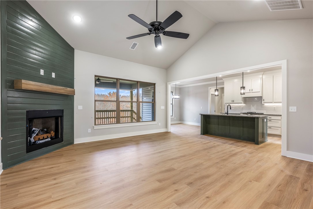 Snyder Estates Ph Iii Rurban - Residential