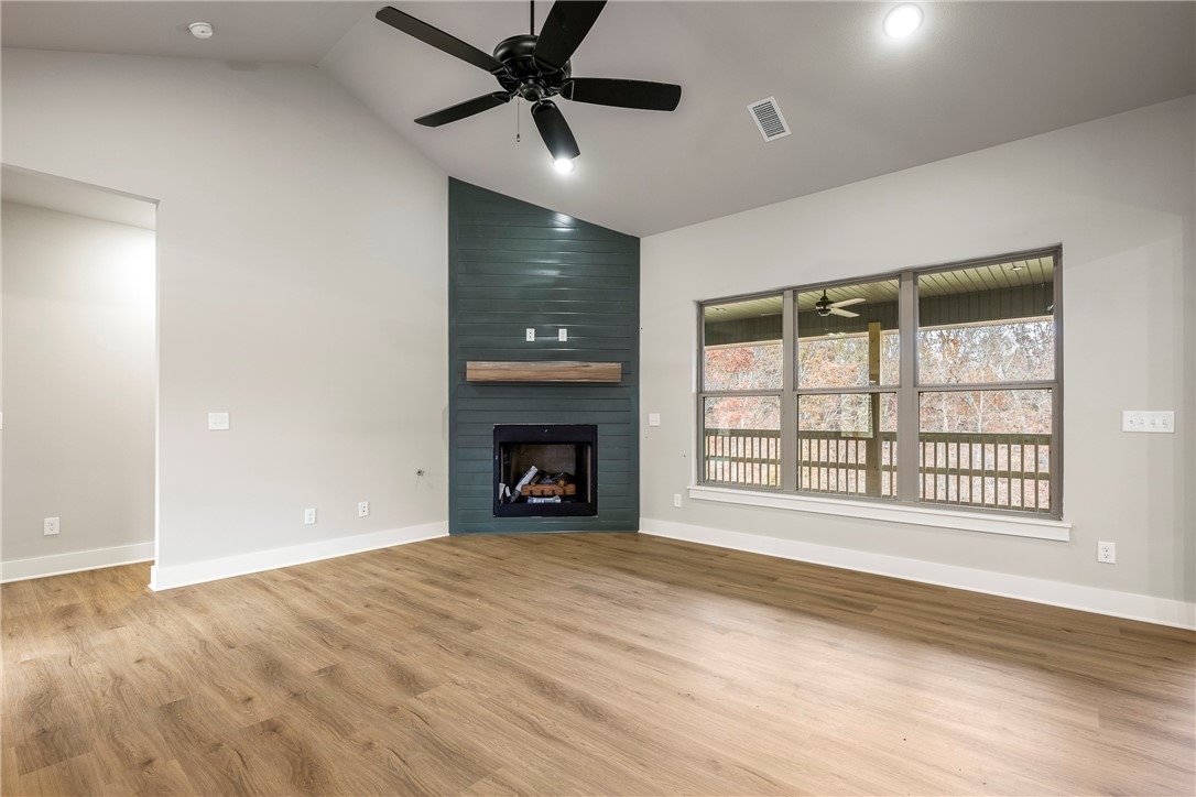 Snyder Estates Ph Iii Rurban - Residential