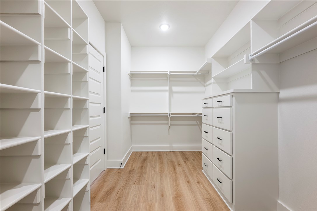 Snyder Estates Ph Iii Rurban - Residential